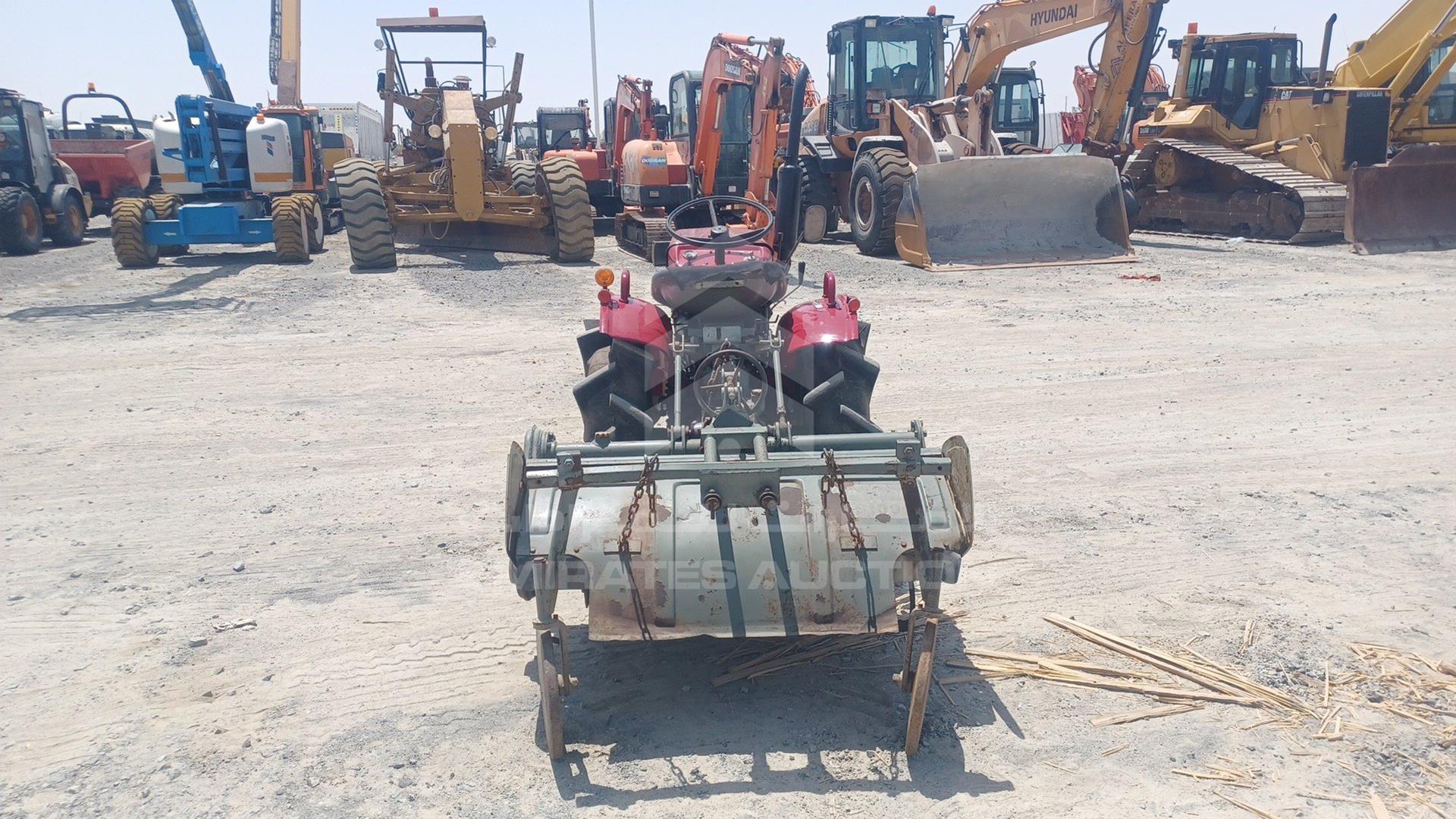 0 YANMAR --- VIN: YM1300D04615