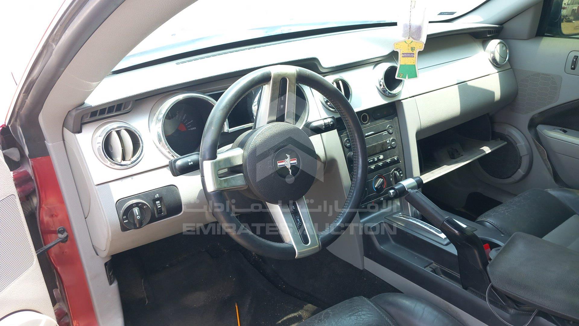 2007 FORD MUSTANG VIN: 1ZVHT82H775269019