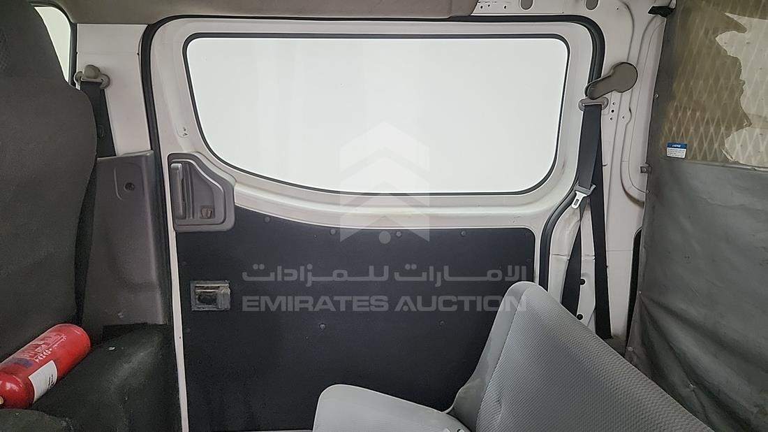 2014 Nissan Urvan — Rear Right Door — Photo 16