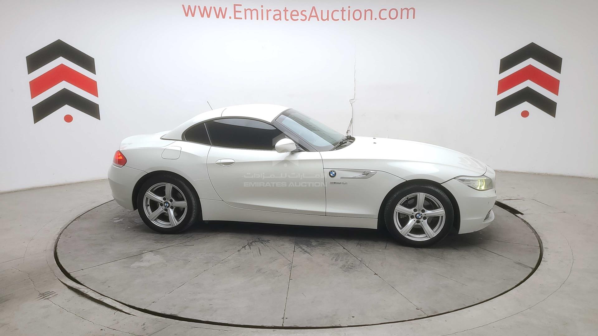 2015 BMW Z4 VIN: WBALL1103FJ664642