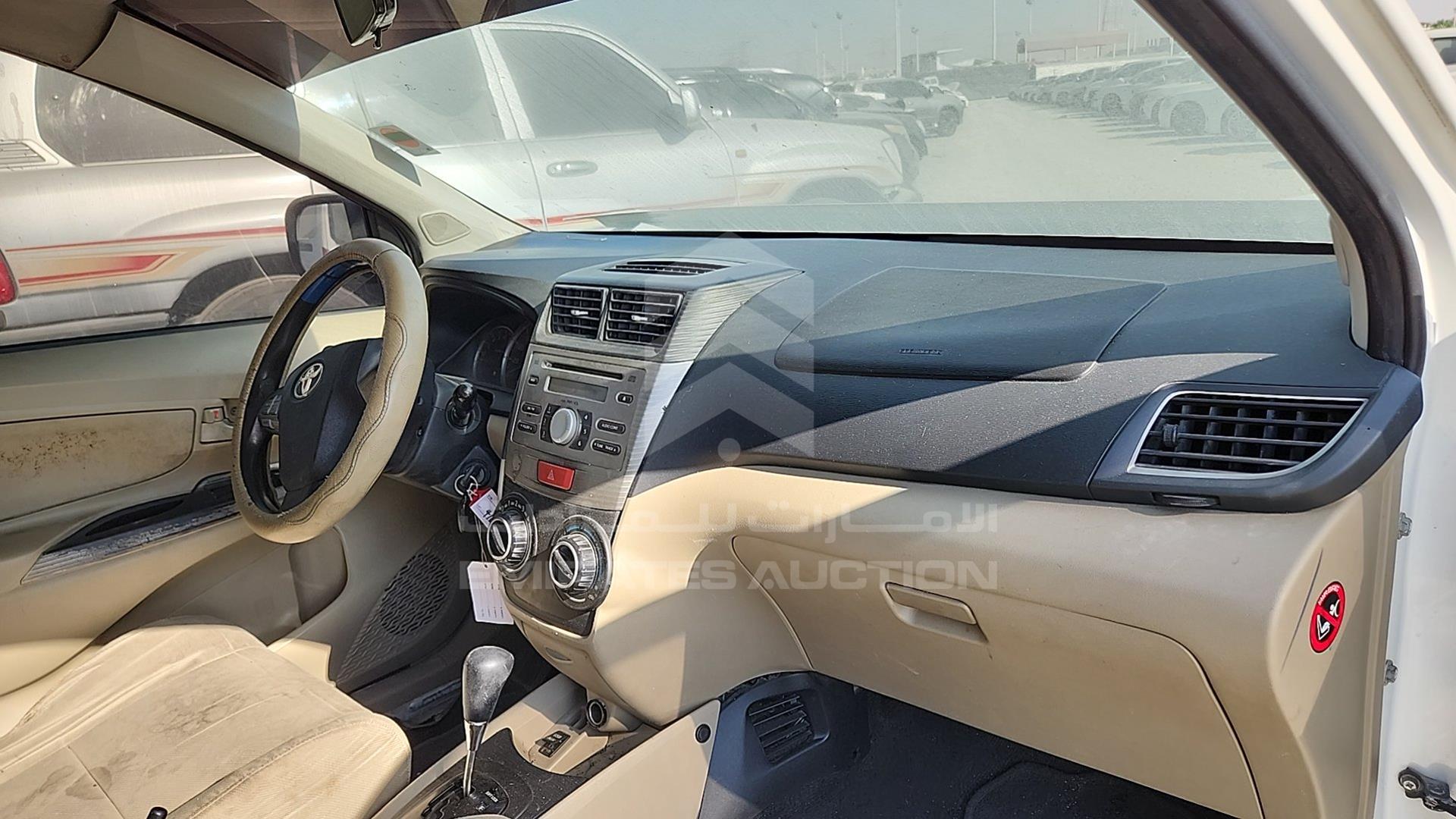 2015 TOYOTA AVANZA VIN: MHKMC13F6FK013658