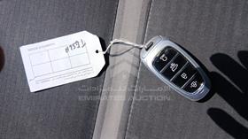 2021 Hyundai Sonata Hybrid — Keys — Photo 5 — Thumbnail