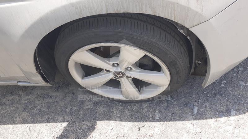 JHMCP26328C404867 Auction: EmiratesAuction Lot: 412009 JHMCP26328C404867 Honda Accord 2008 SILVER Photo 33