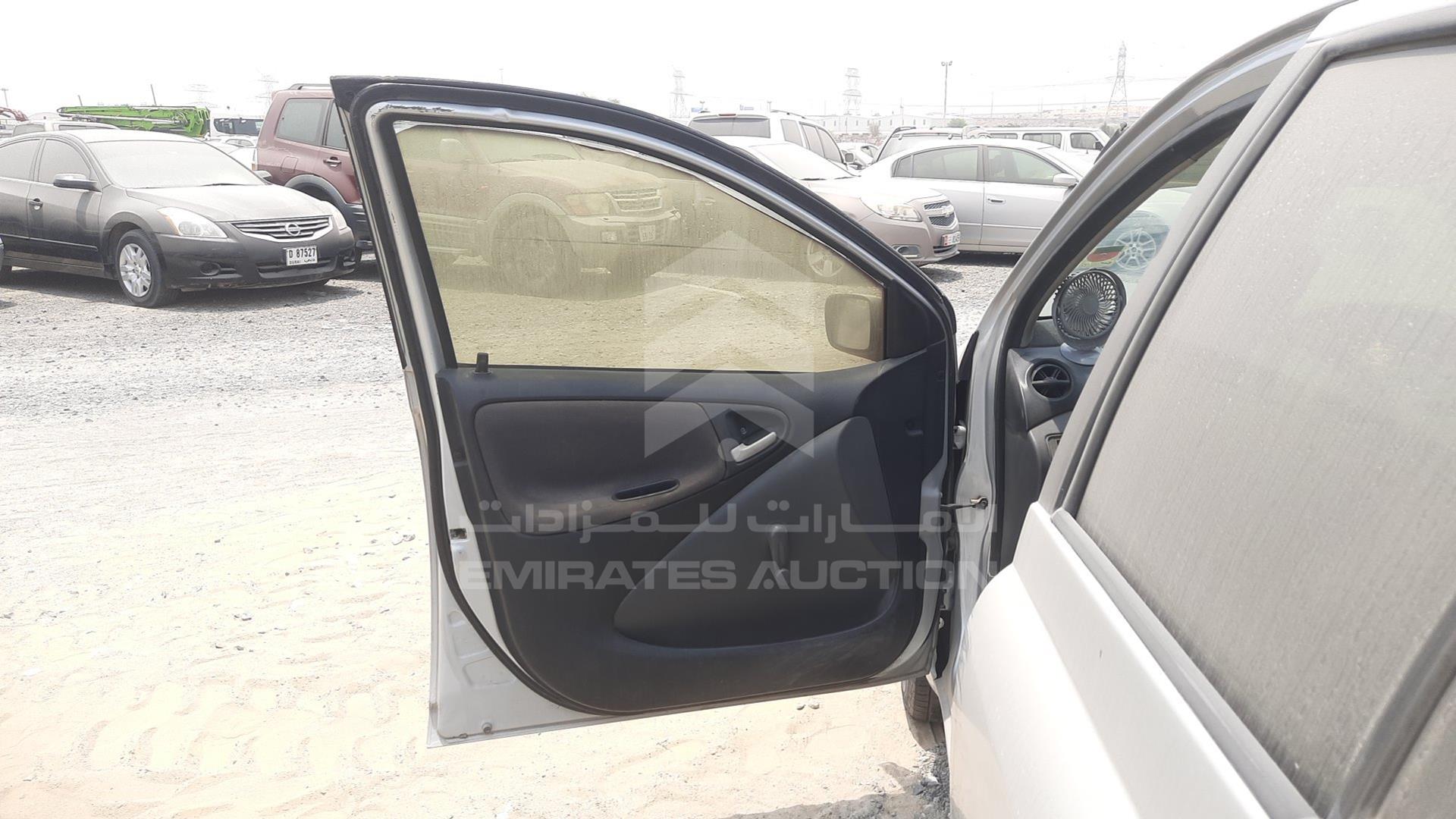 2003 TOYOTA ECHO VIN: JTDBW133635006198