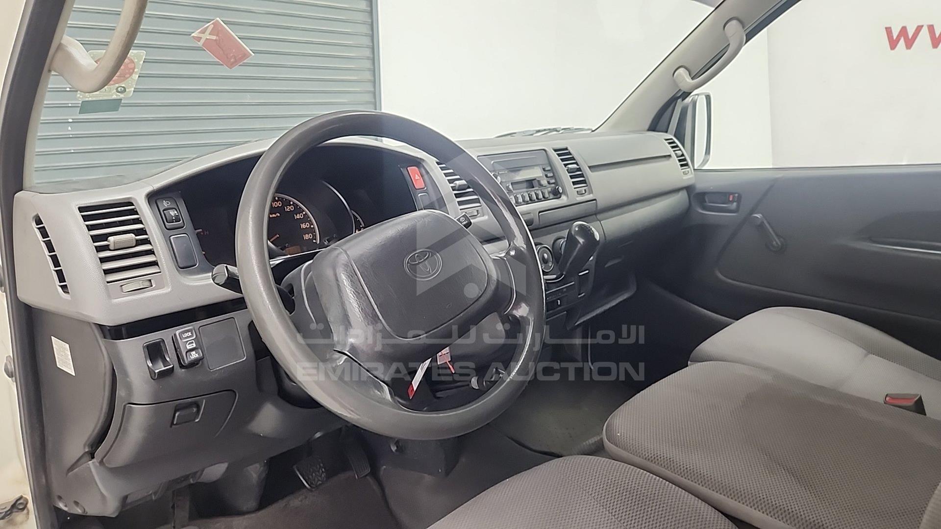 2007 TOYOTA HIACE VIN: JTGJX02P475007625