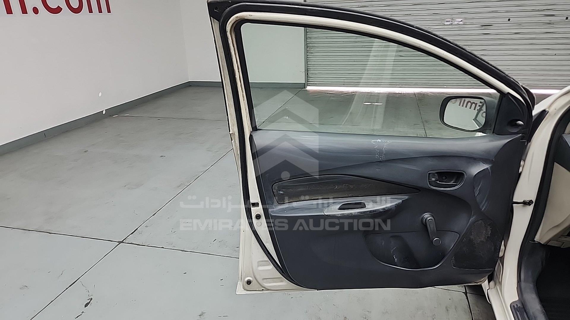 2008 TOYOTA YARIS VIN: JTDBW923681093552