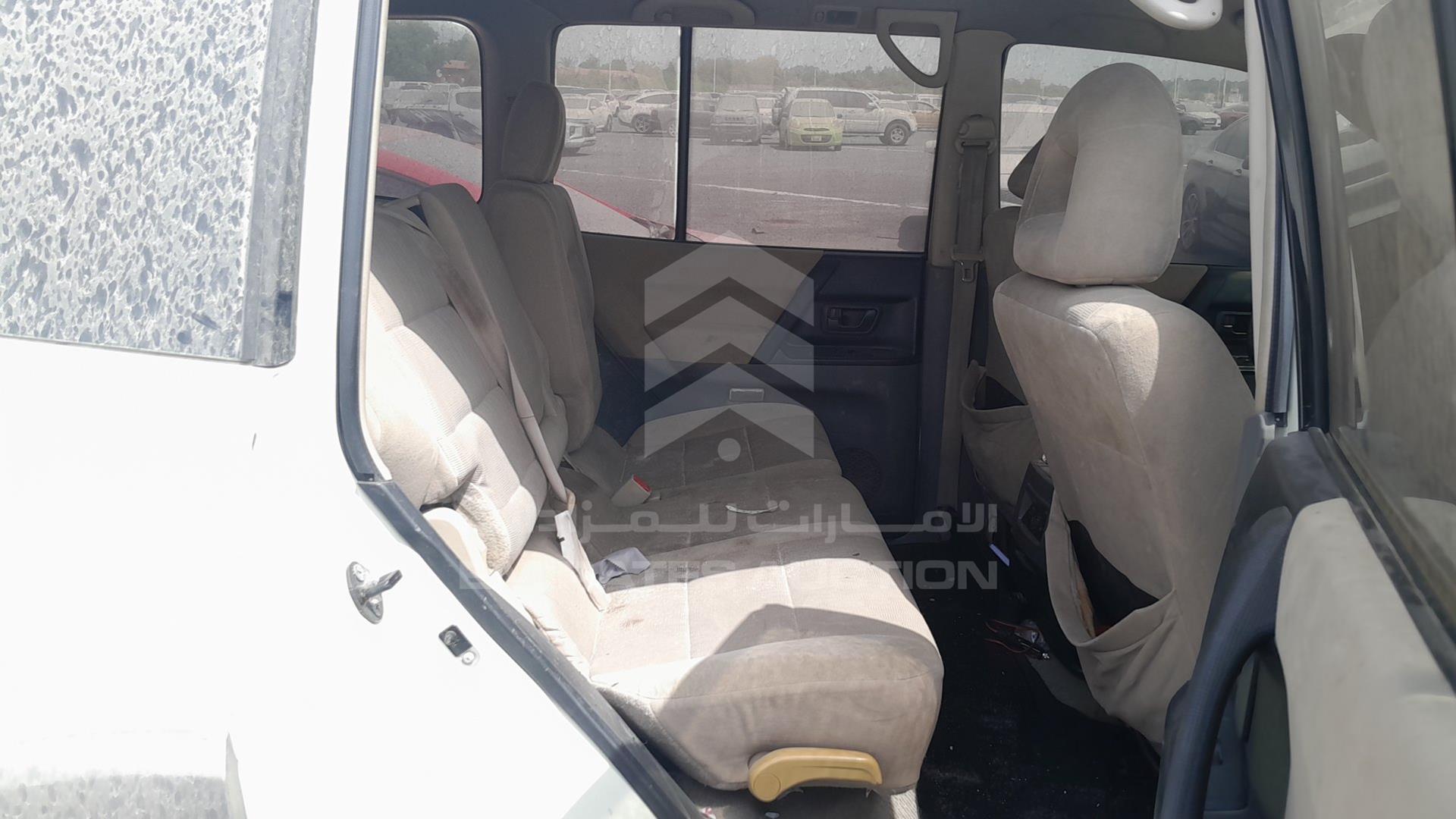 2005 MITSUBISHI PAJERO VIN: JMYLRV73W5J706988
