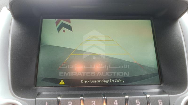 2GKAL8EKXF6303229 Auction: EmiratesAuction Lot: 412016 2GKAL8EKXF6303229 GMC Terrain 2015 SILVER Photo 27