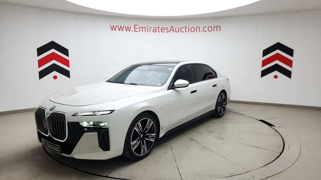 2023 BMW 735 I — Front Left Angle — Photo 7