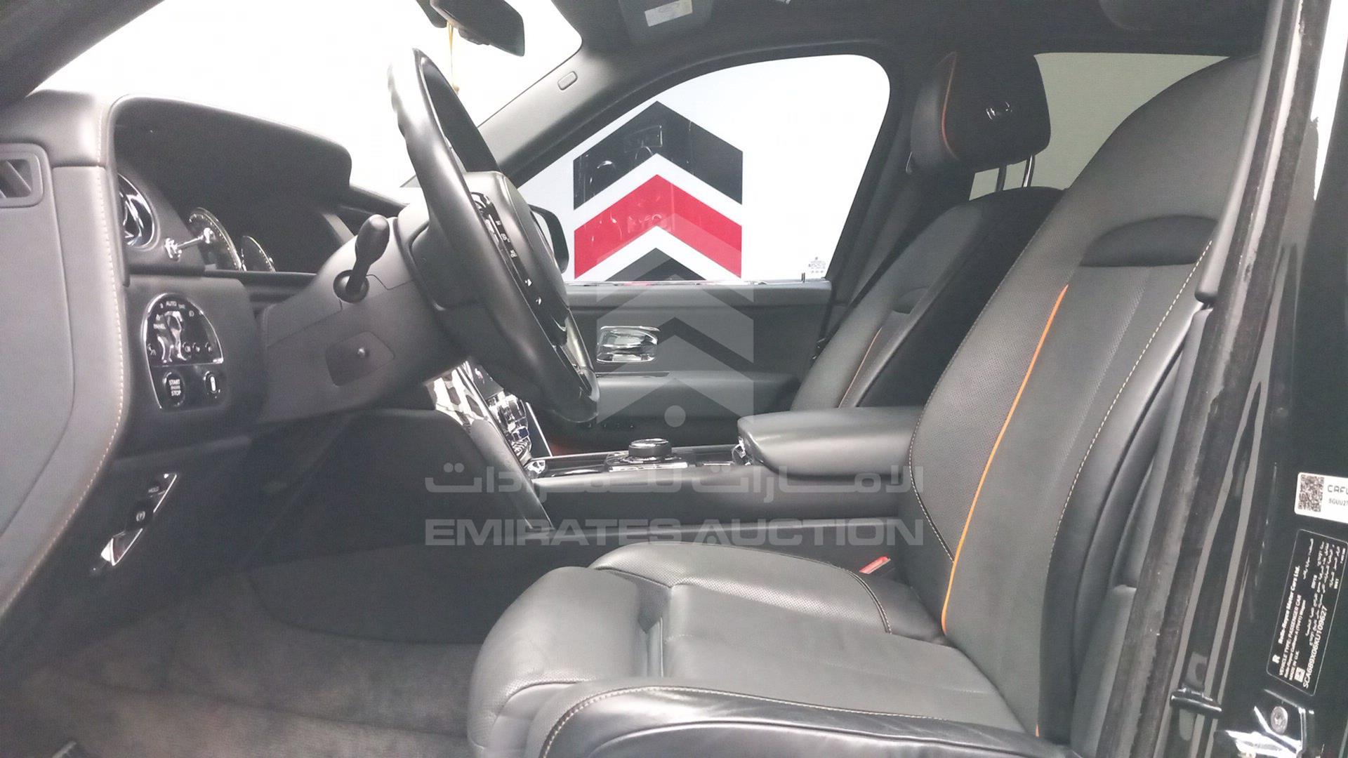 2019 ROLLS-ROYCE CULLINAN VIN: SCA689X06KU109627