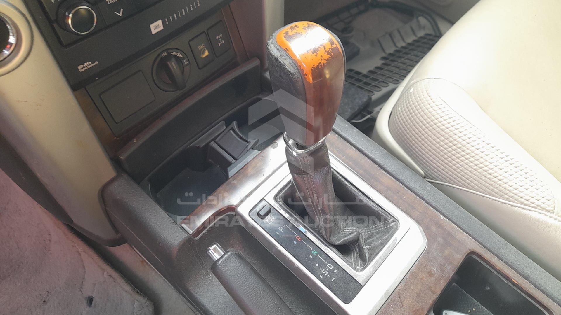 2010 TOYOTA LAND CRUISER PRADO VIN: JTEBU3FJ3AK007461