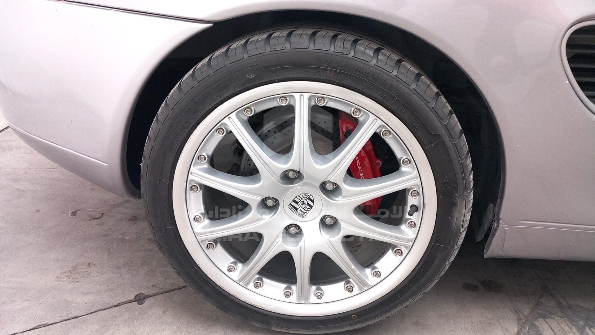 2001 PORSCHE BOXSTER VIN: WP0ZZZ98Z1U640889