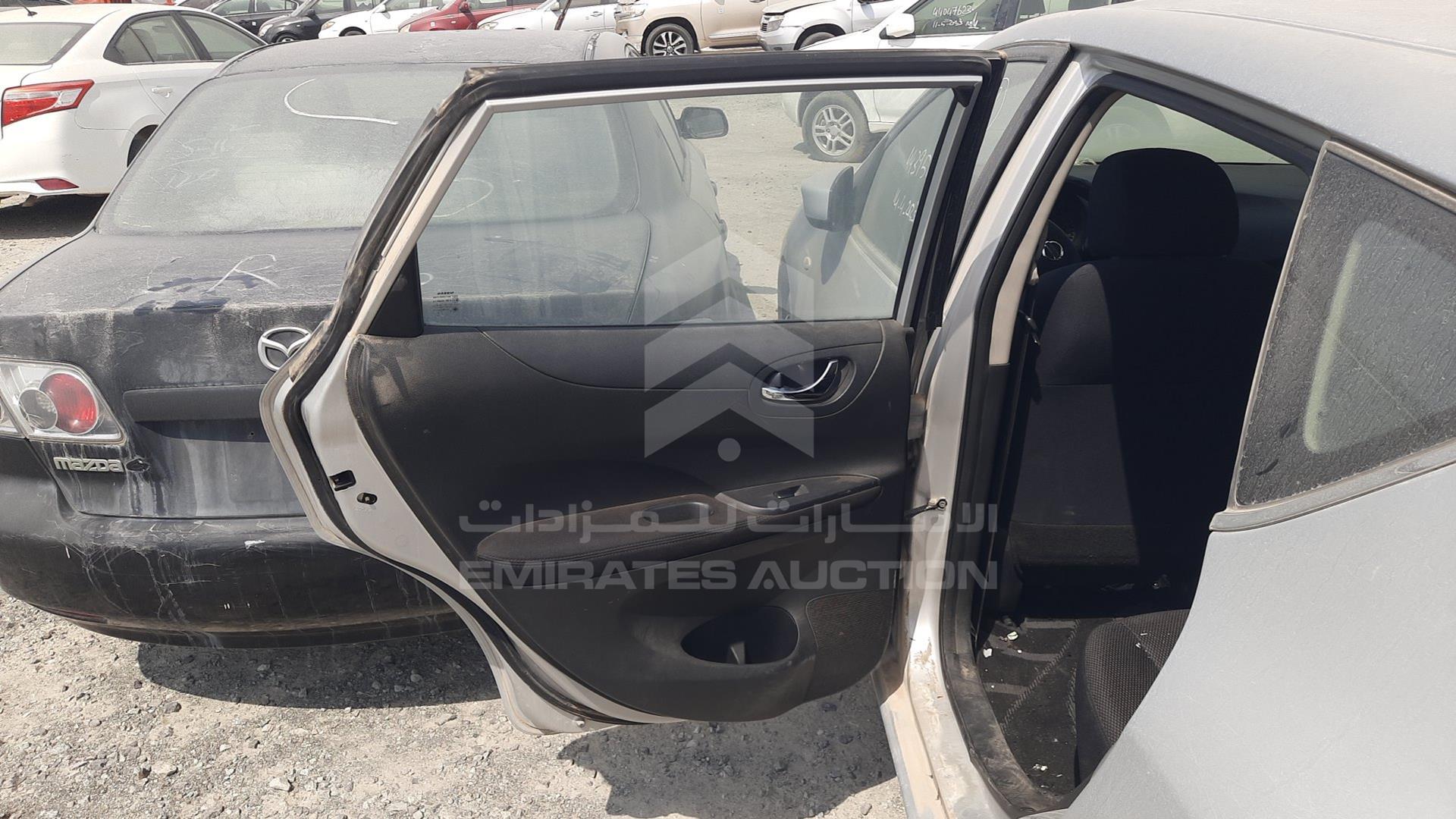 2015 NISSAN TIIDA VIN: MNTBC2C96F6005434