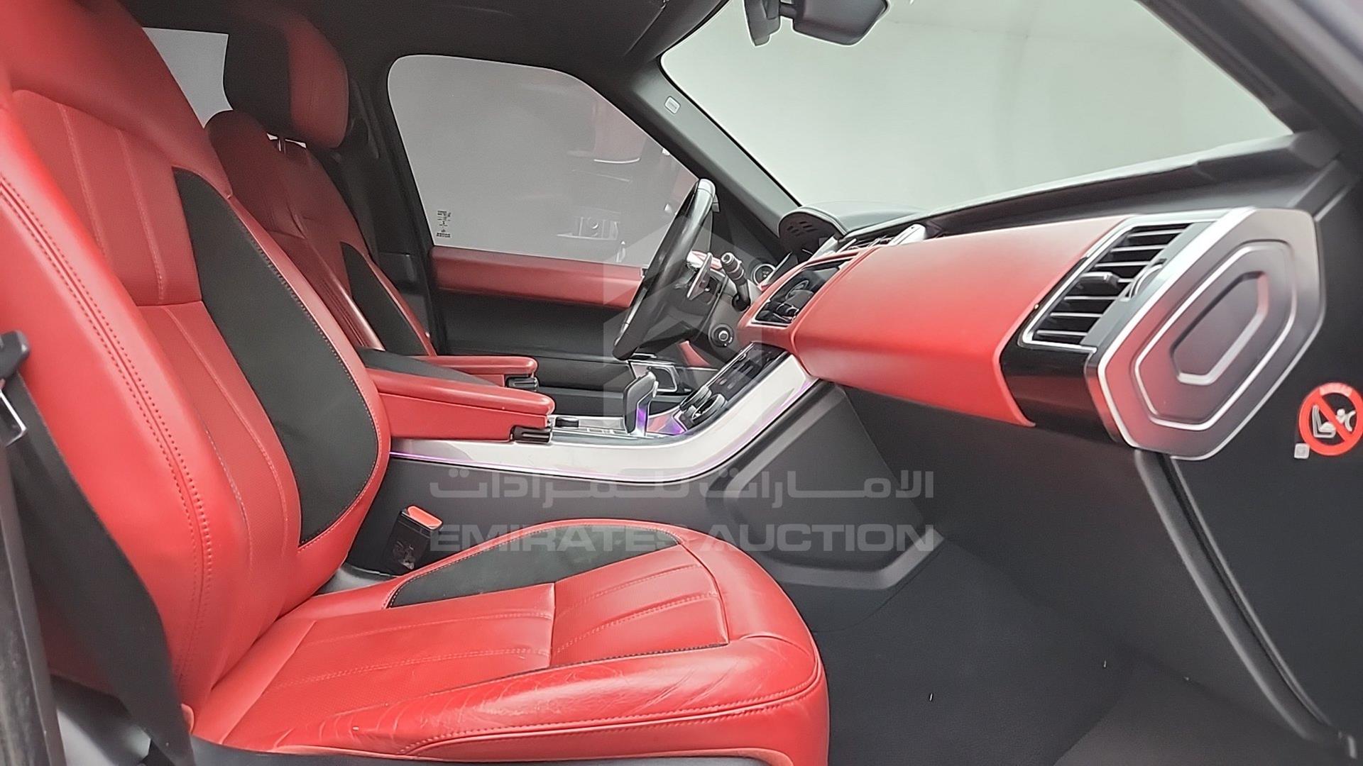 2018 RANGE ROVER SPORT VIN: SALWA2BE1JA185420