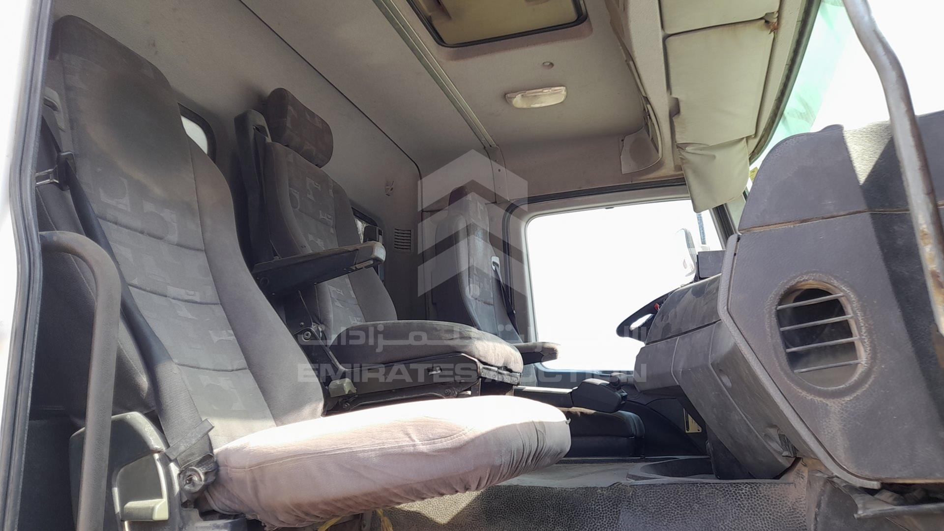 2008 MERCEDES ACTROS VIN: WDAKHCAA58L307767