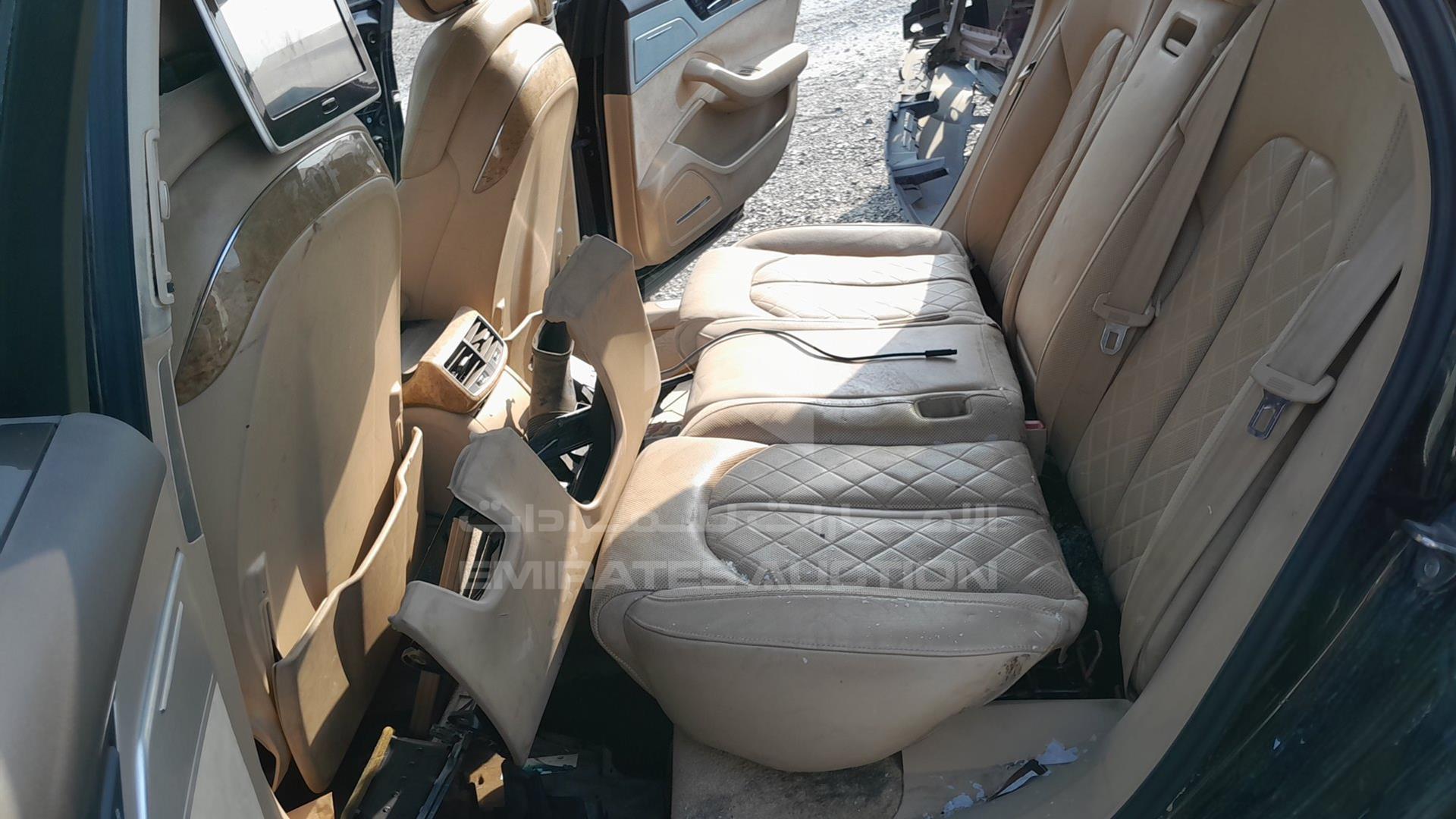 2011 AUDI A8 VIN: WAURVB4H1BN014903