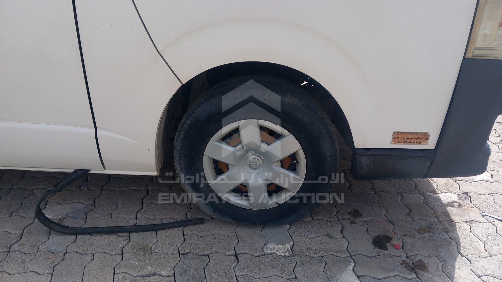 2013 TOYOTA HIACE VIN: JTGJX02P6D0049366