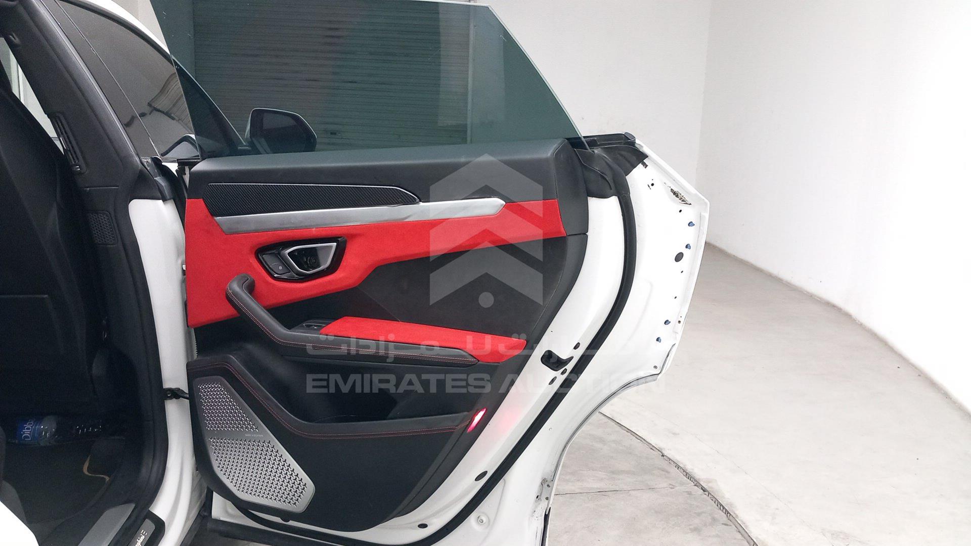 2019 LAMBORGHINI URUS MY19 VIN: ZPBEA1ZL8KLA00652