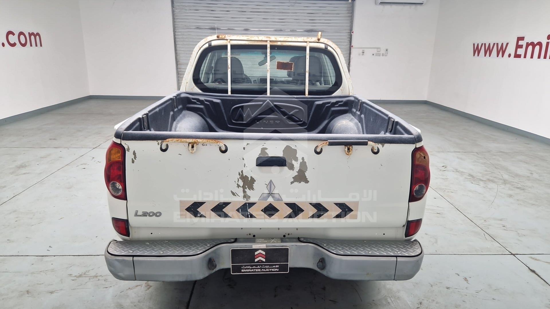 2014 MITSUBISHI L 200 VIN: MMBJNKA50ED004709