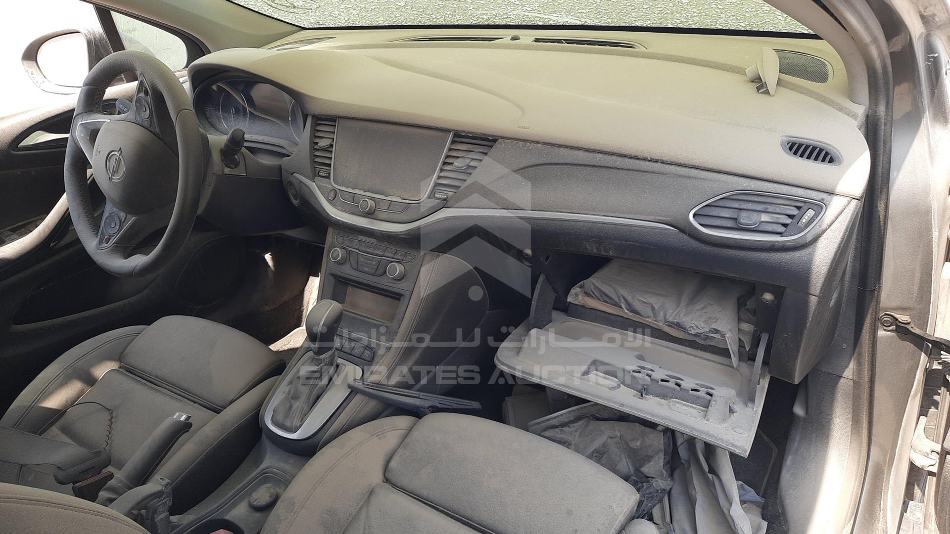 2021 OPEL ASTRA VIN: W0VBE6EC5MG007058