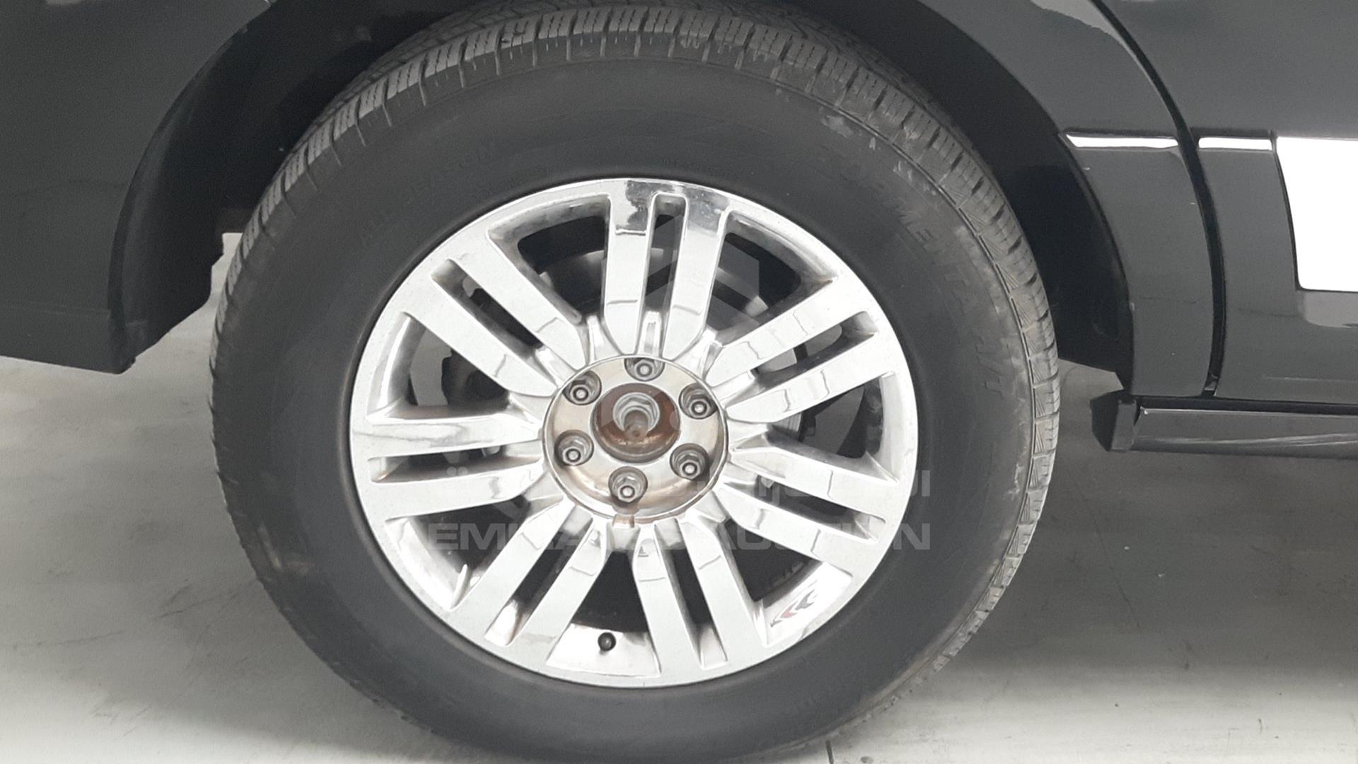 2007 LINCOLN NAVIGATOR VIN: 5LMFU28527LJ23911