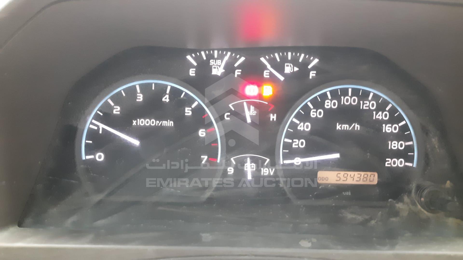 2014 TOYOTA LAND CRUISER VIN: JTFLU73J4E4553353