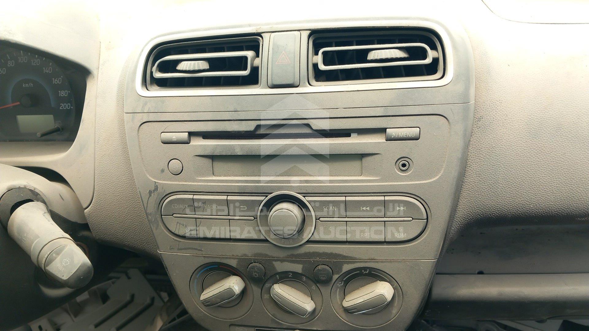 0 MITSUBISHI --- VIN: MMDAFT6J5MH008852