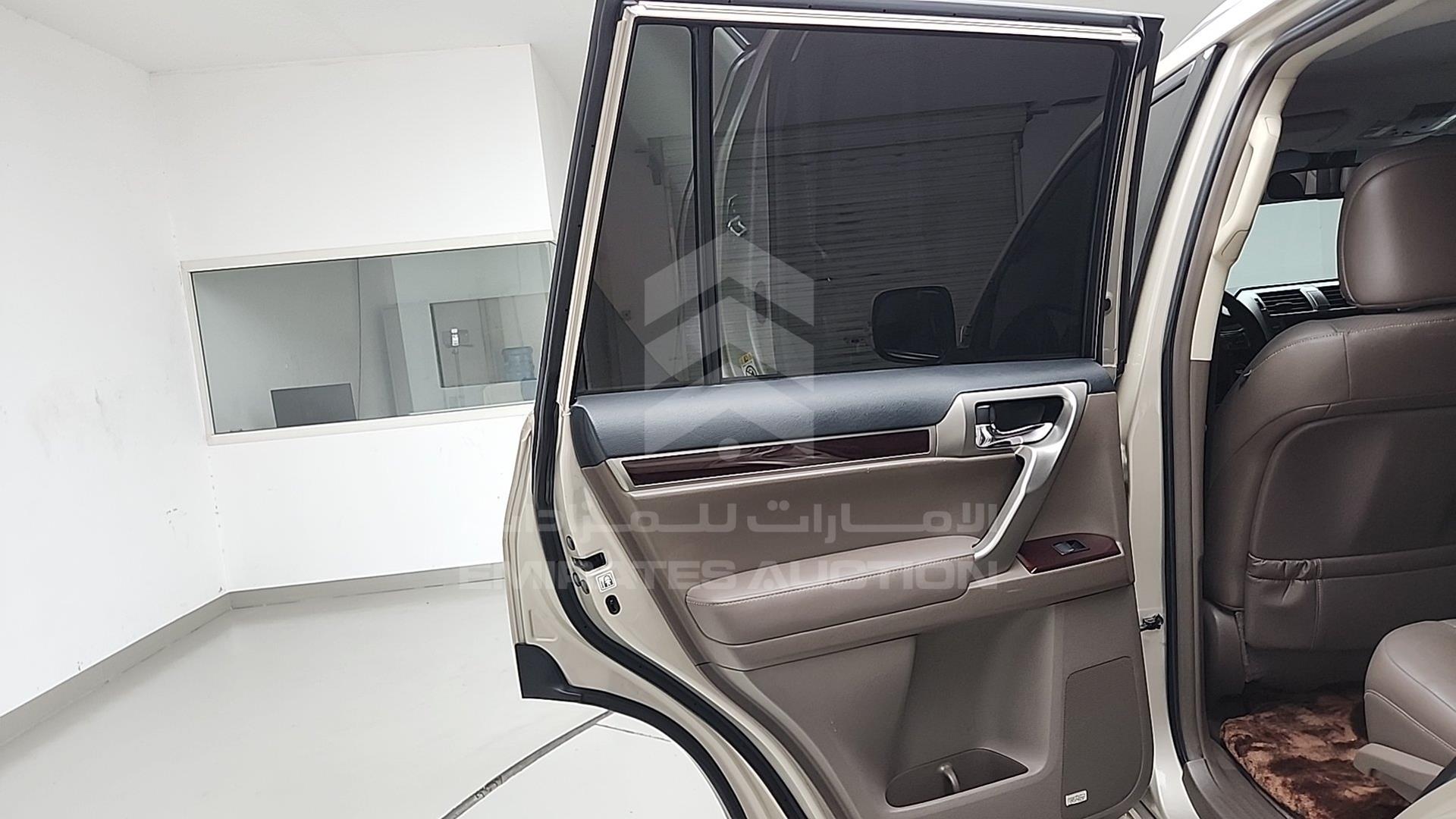 2015 LEXUS GX 460 VIN: JTJJM7FX3F5101726