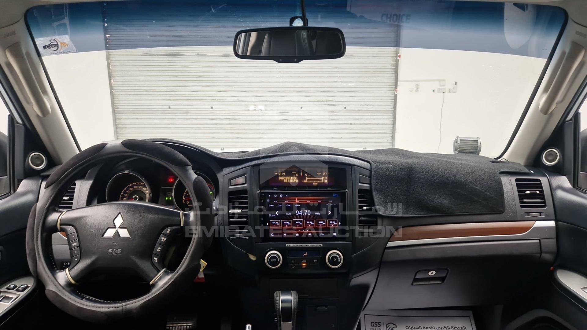 2009 MITSUBISHI PAJERO VIN: JMYMYV87W9J702367