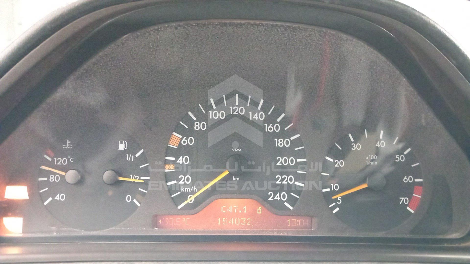 1998 MERCEDES G 320 VIN: WDB46323317110741