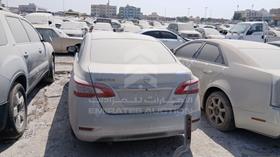 2014 Nissan Sentra — Rear View — Photo 6 — Thumbnail