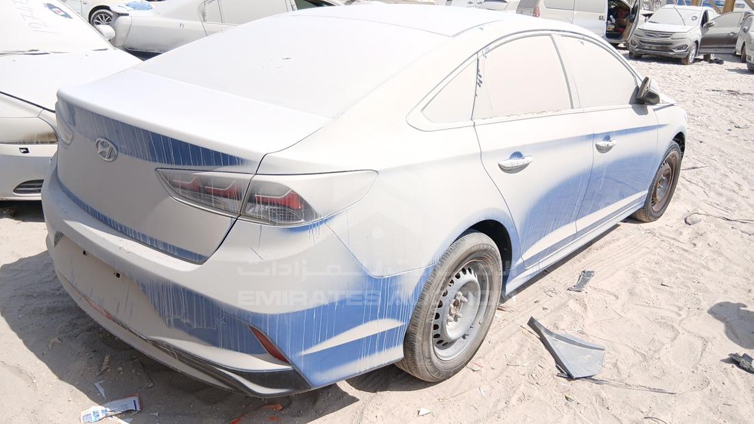 2018 Hyundai Sonata — Rear Right Angle — Photo 8