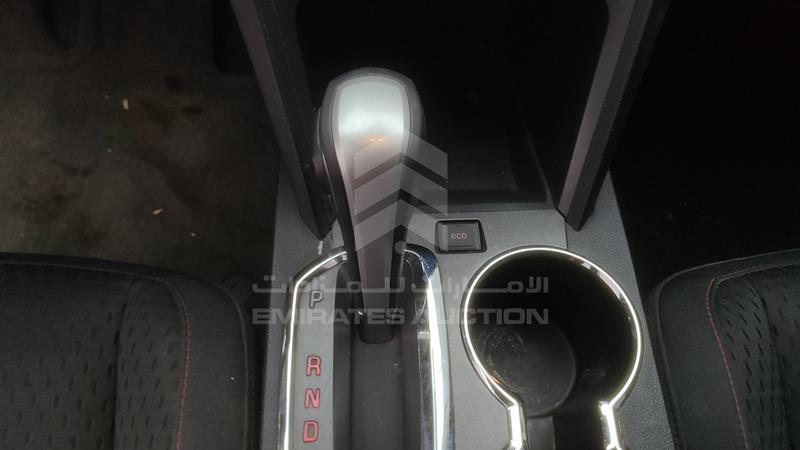 2GKAL8EKXF6303229 Auction: EmiratesAuction Lot: 412016 2GKAL8EKXF6303229 GMC Terrain 2015 SILVER Photo 28