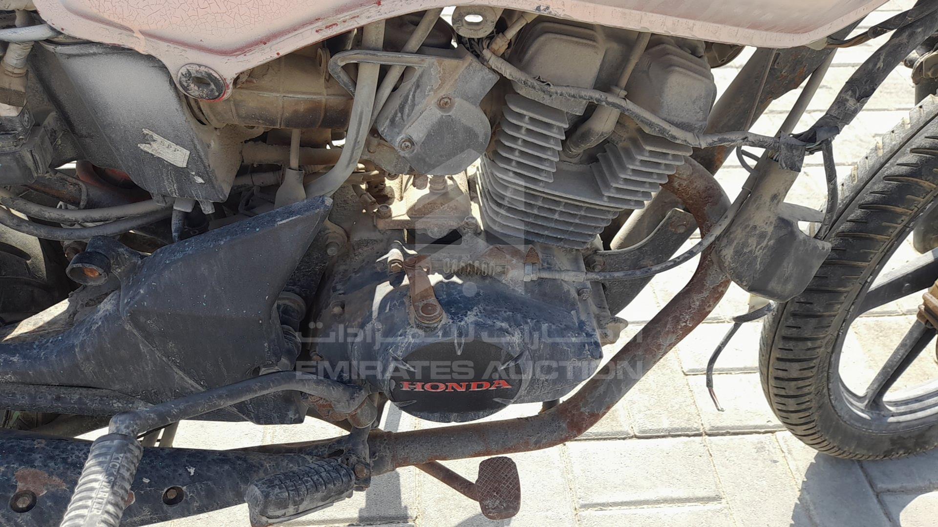 0 HONDA UNICORN VIN: ME4KC09CED8480538