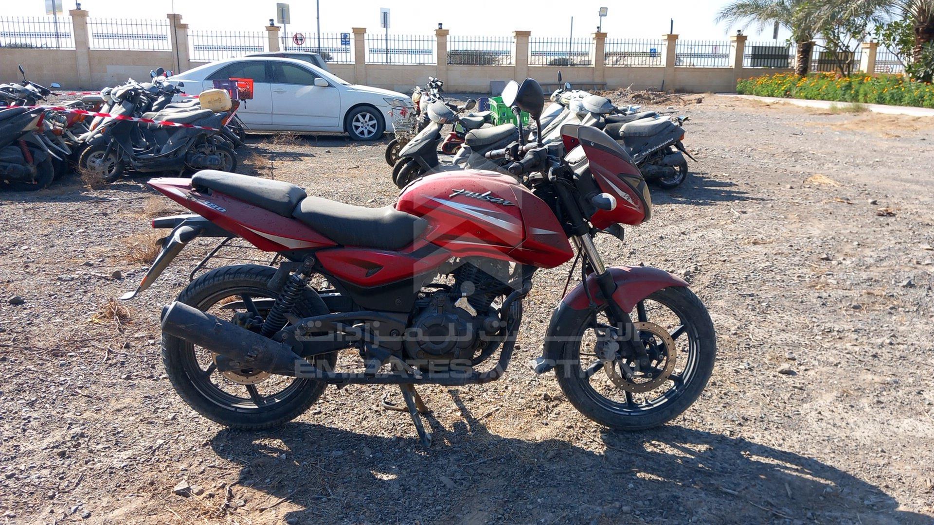 0 BAJAJ PULSAR VIN: MD2A12DY9JCB70223