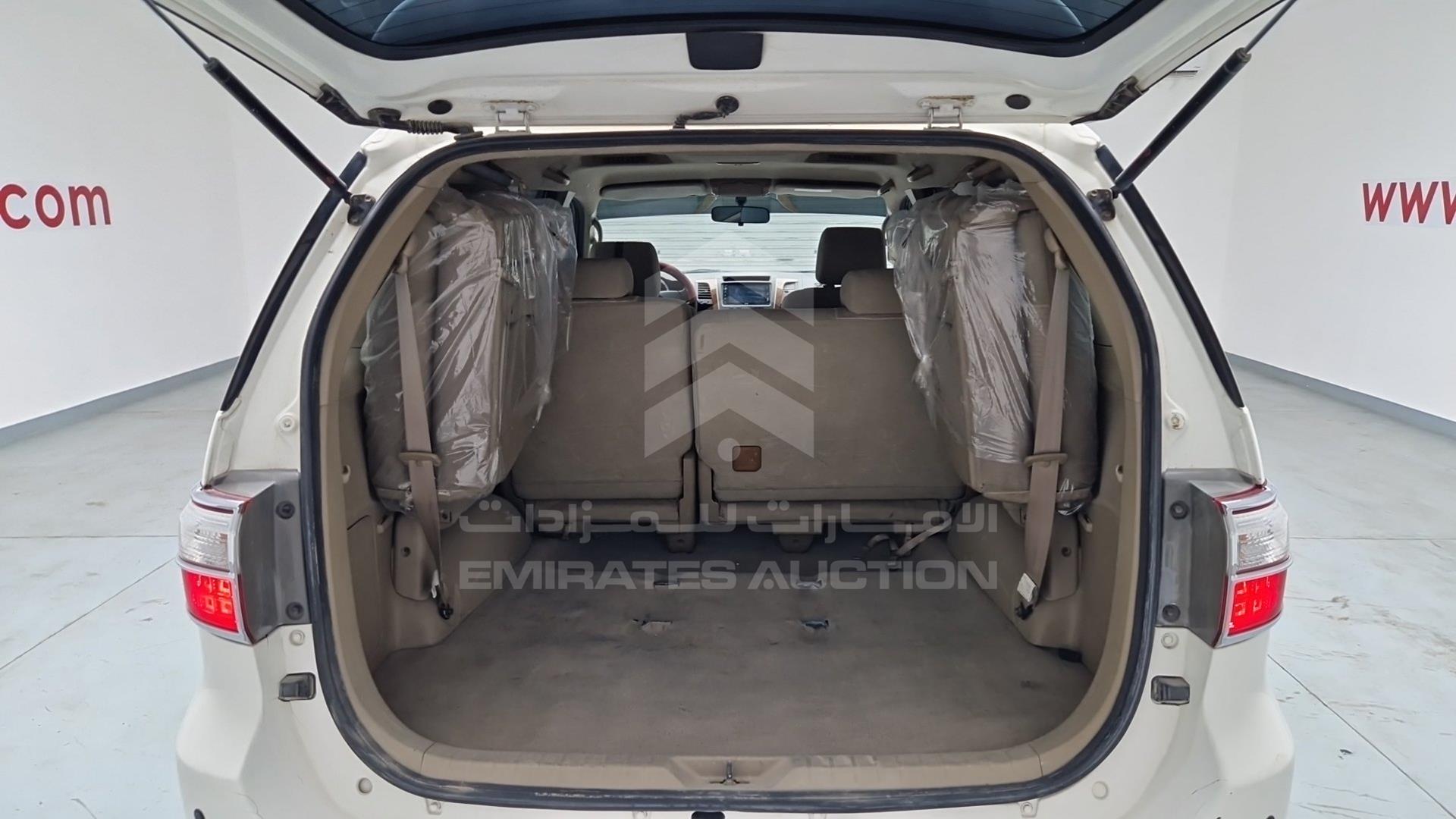 2009 TOYOTA FORTUNER VIN: MHFYU59G497009619