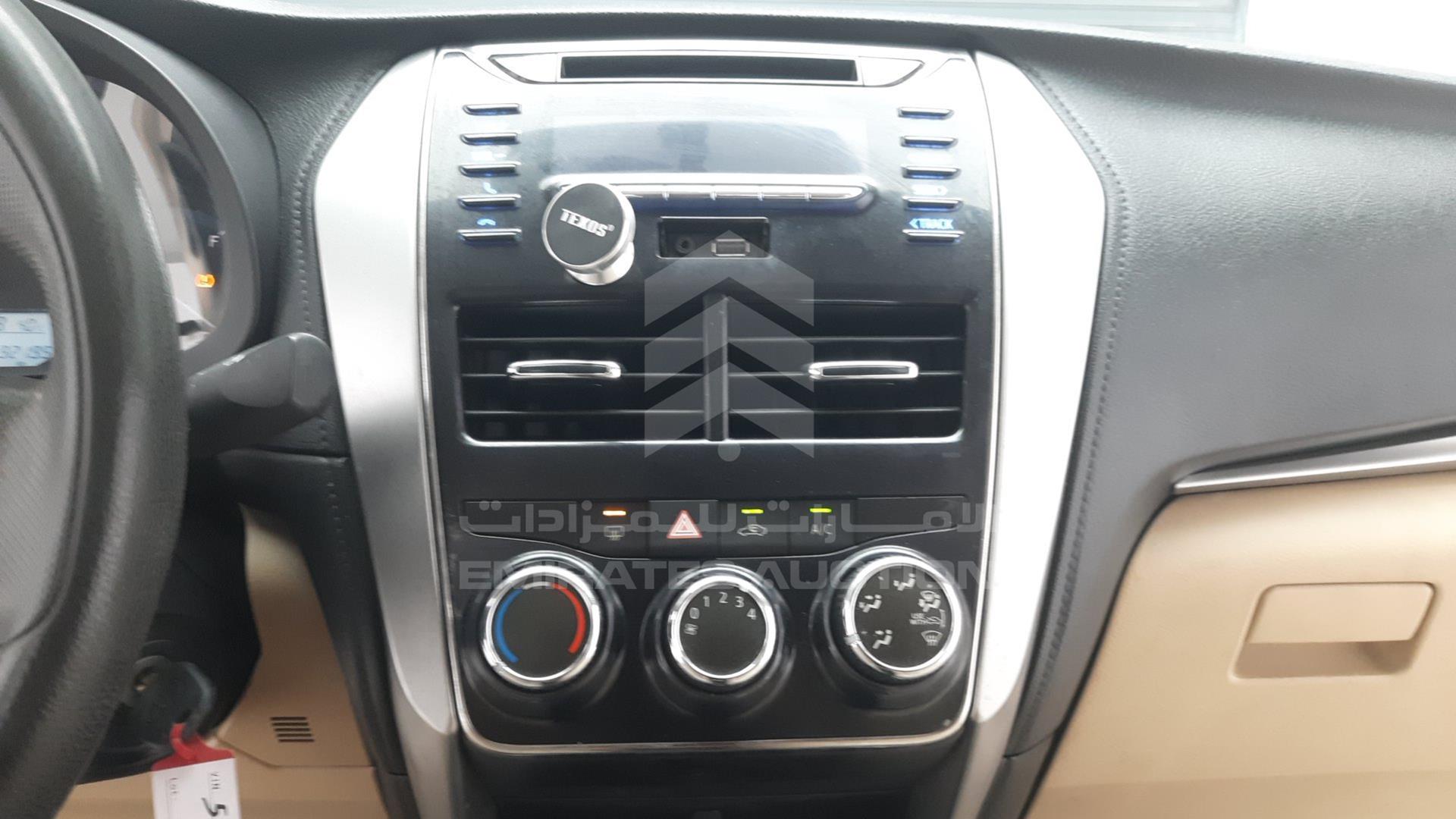 2019 TOYOTA YARIS VIN: MHFB29F33K2053361