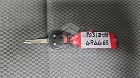 2020 Nissan Urvan — Keys — Photo 4 — Thumbnail