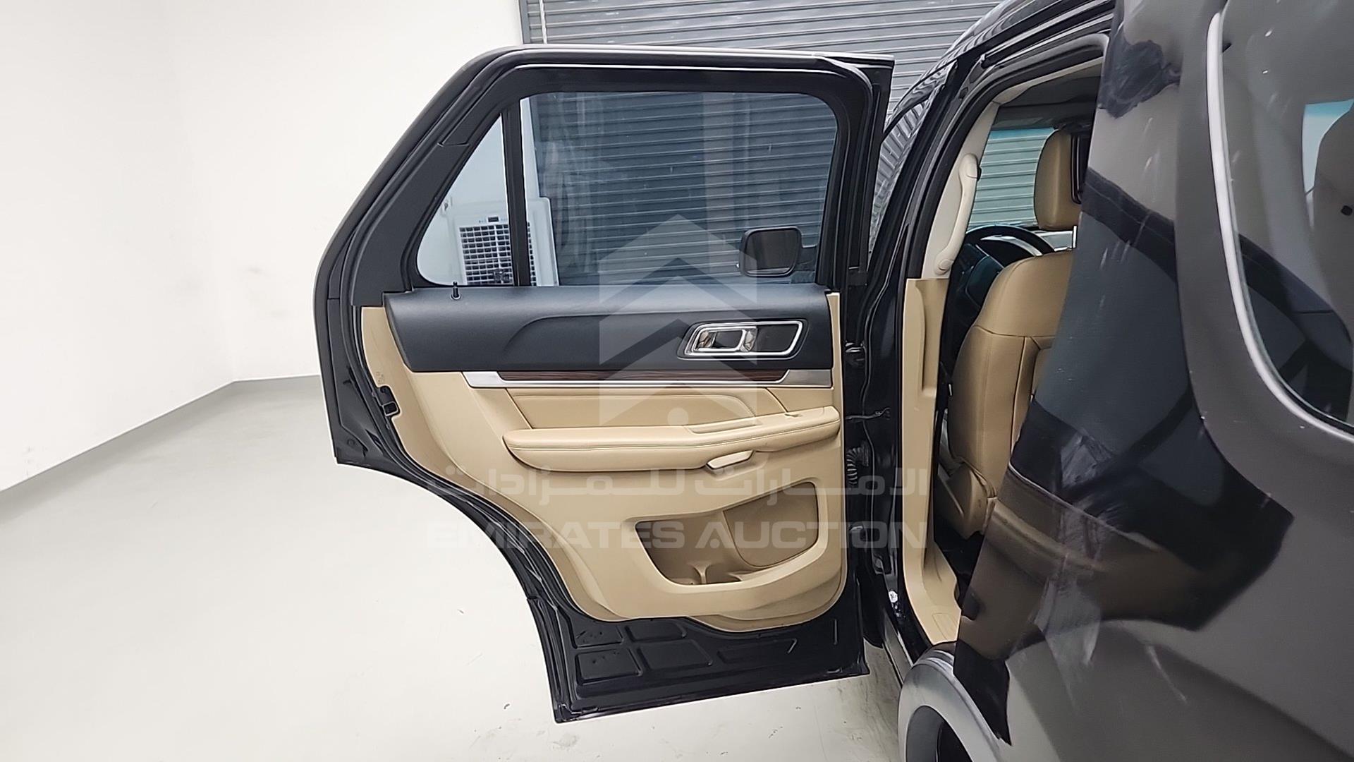 2016 FORD EXPLORER VIN: 1FM5K8F89GGA68077