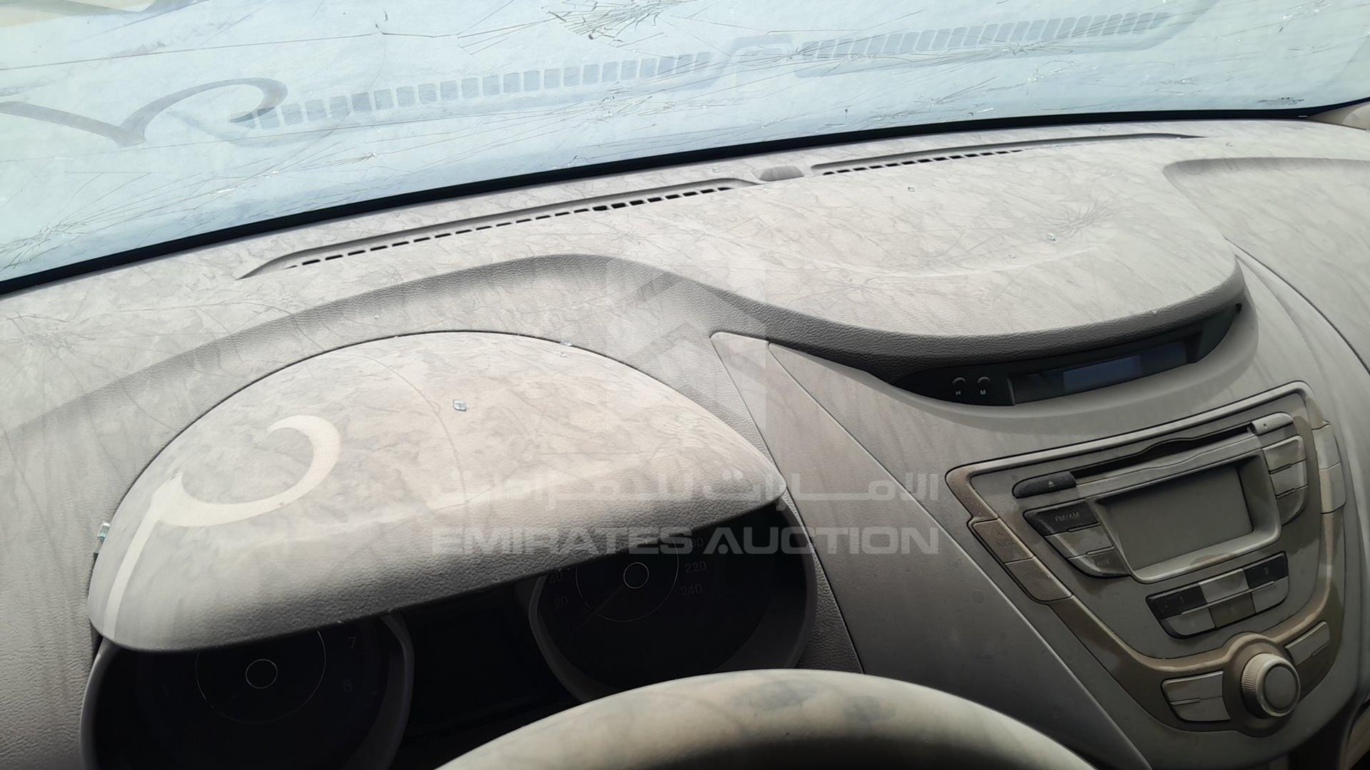 2014 HYUNDAI ELANTRA VIN: KMHDH41E8EU940490