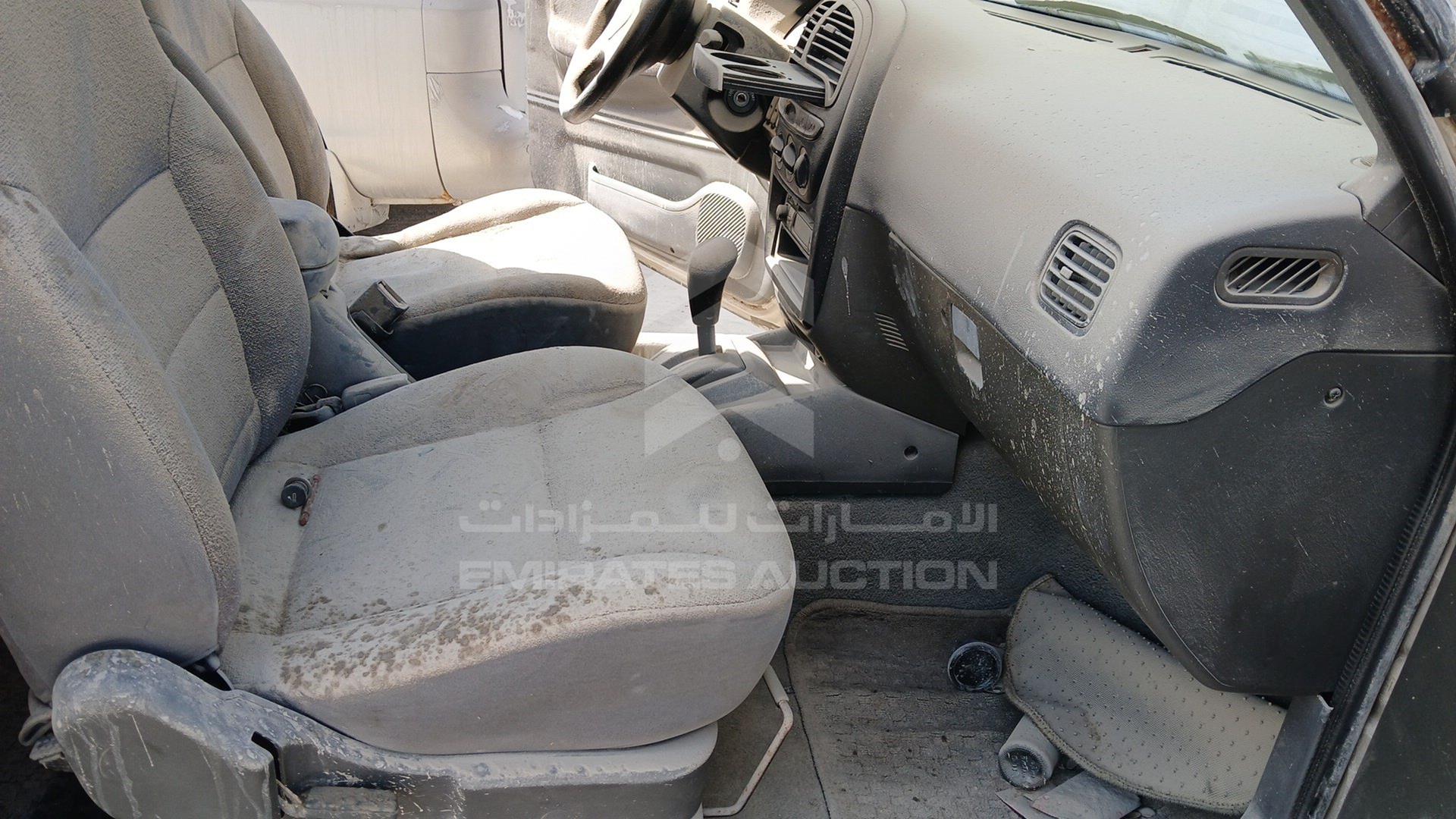 2003 KIA SPORTAGE VIN: KNAJA543435175732
