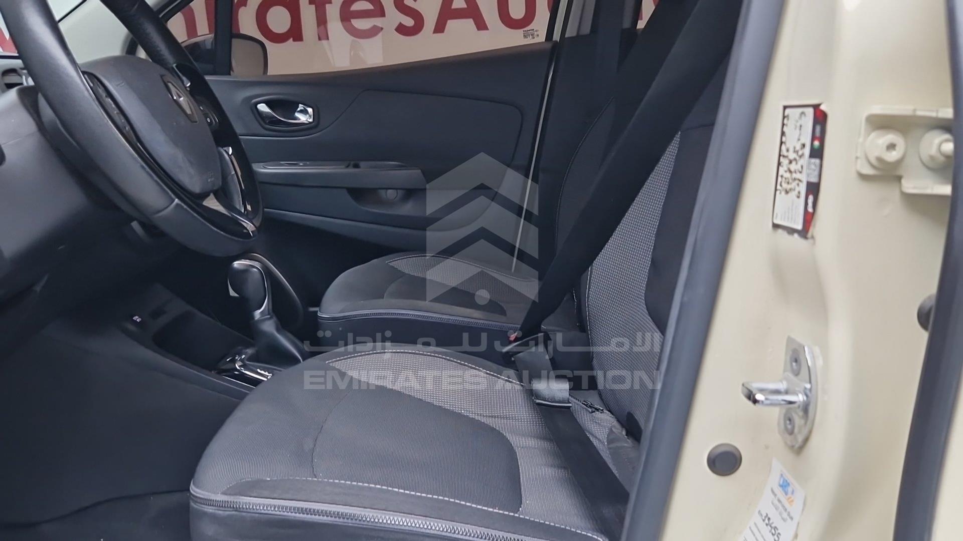 2017 RENAULT CAPTUR VIN: VF12RRJR0HW536373