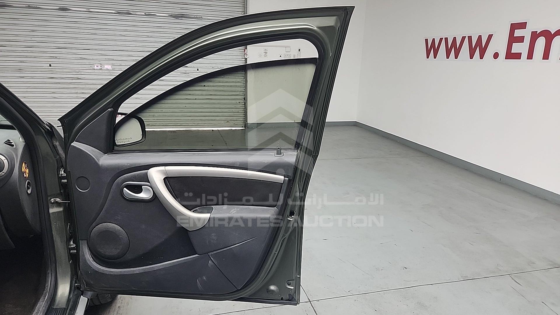 2015 RENAULT DUSTER VIN: VF1HSRCA7FA523927