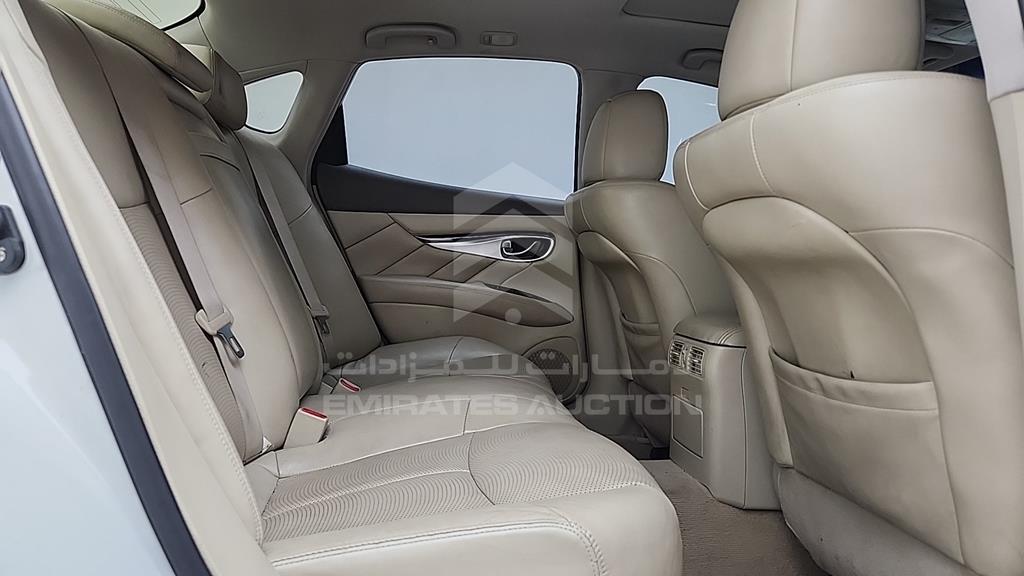 JNKBY1AP2EM300169 - 2014 INFINITI Q70 - #528736