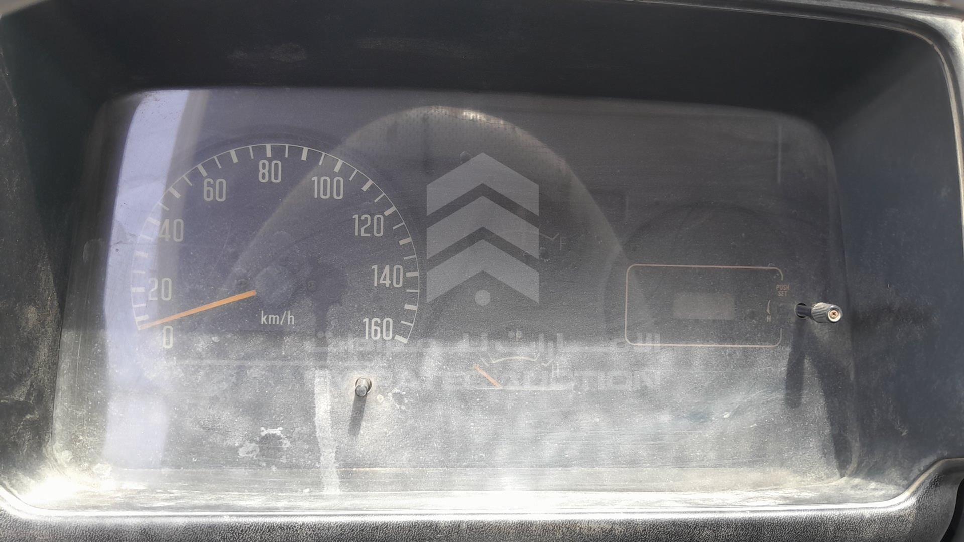 2005 ISUZU NPR VIN: JAMKP34G357P00276