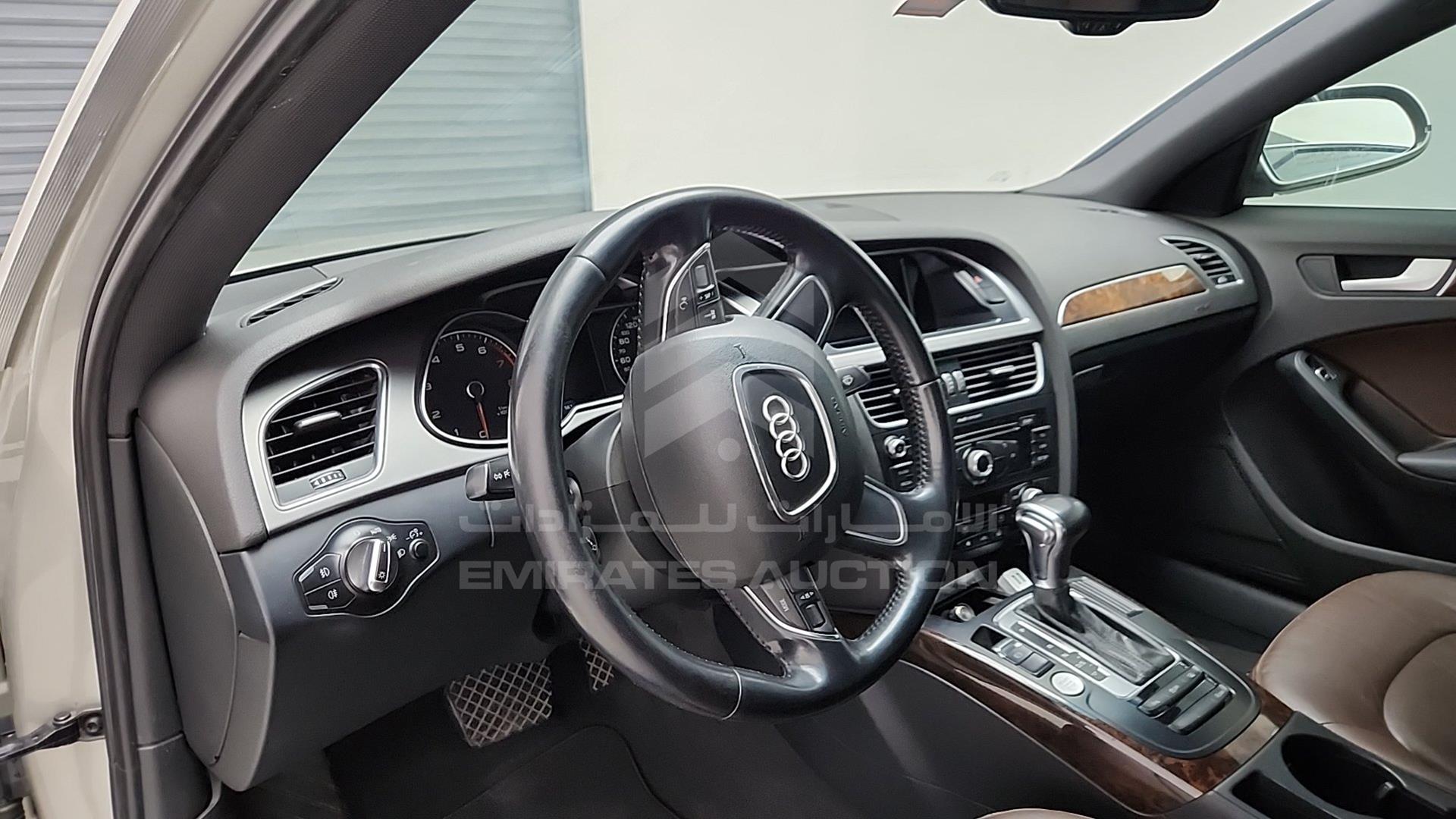 2015 AUDI A4 VIN: WAUACCFL2FN012075