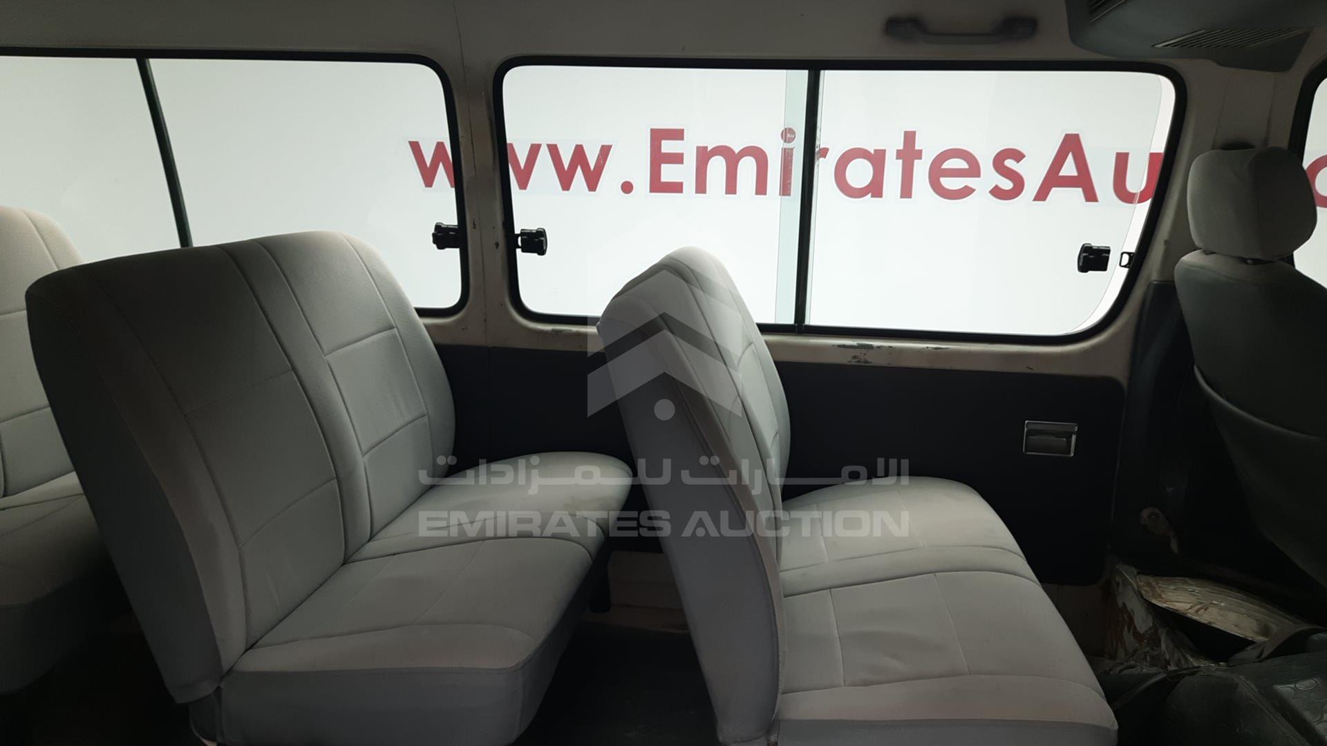 2003 TOYOTA HIACE VIN: JTCFR119537009974
