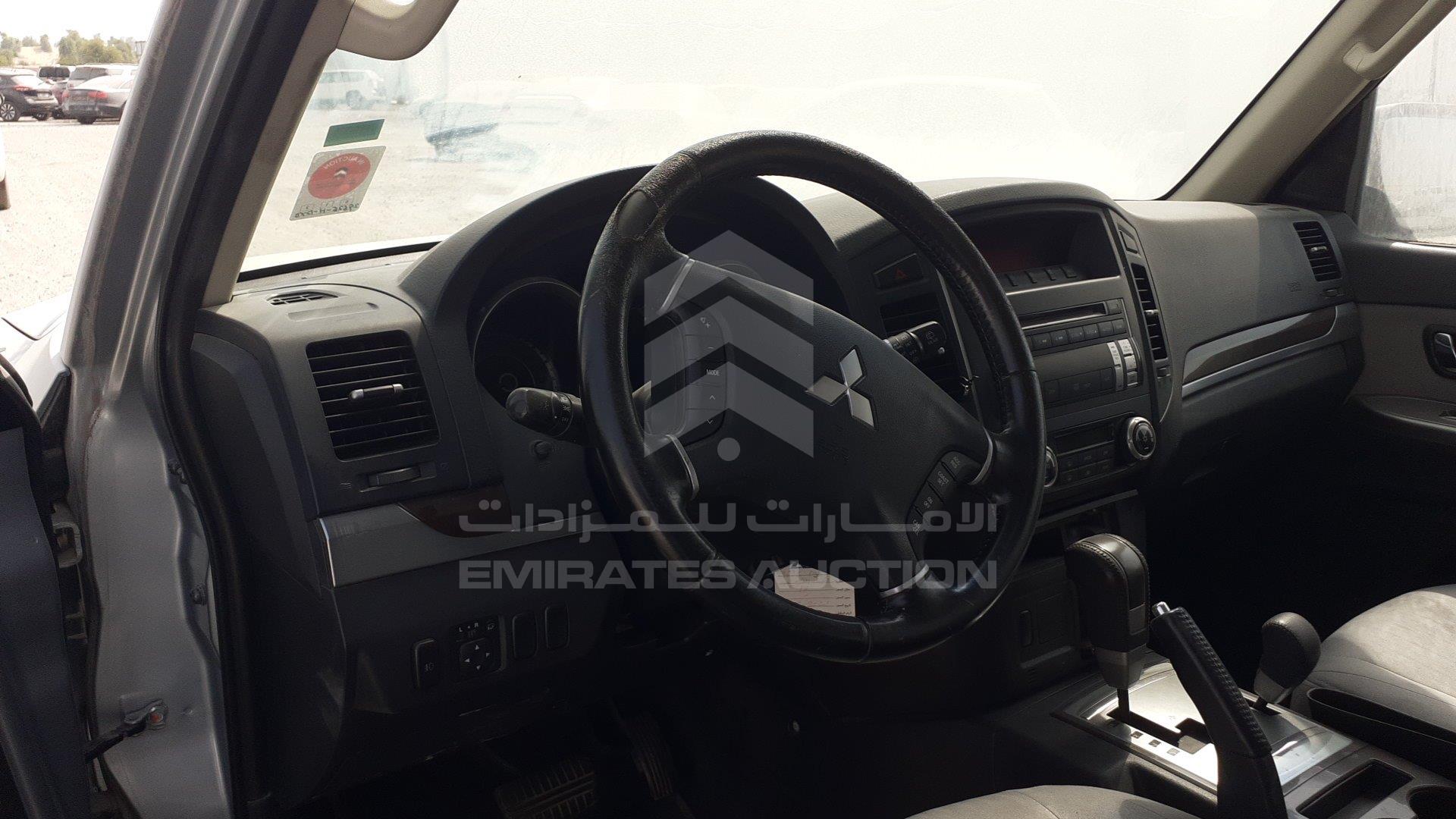 JMYLRV95WDJ705597 - 2013 Mitsubishi Pajero - #417301