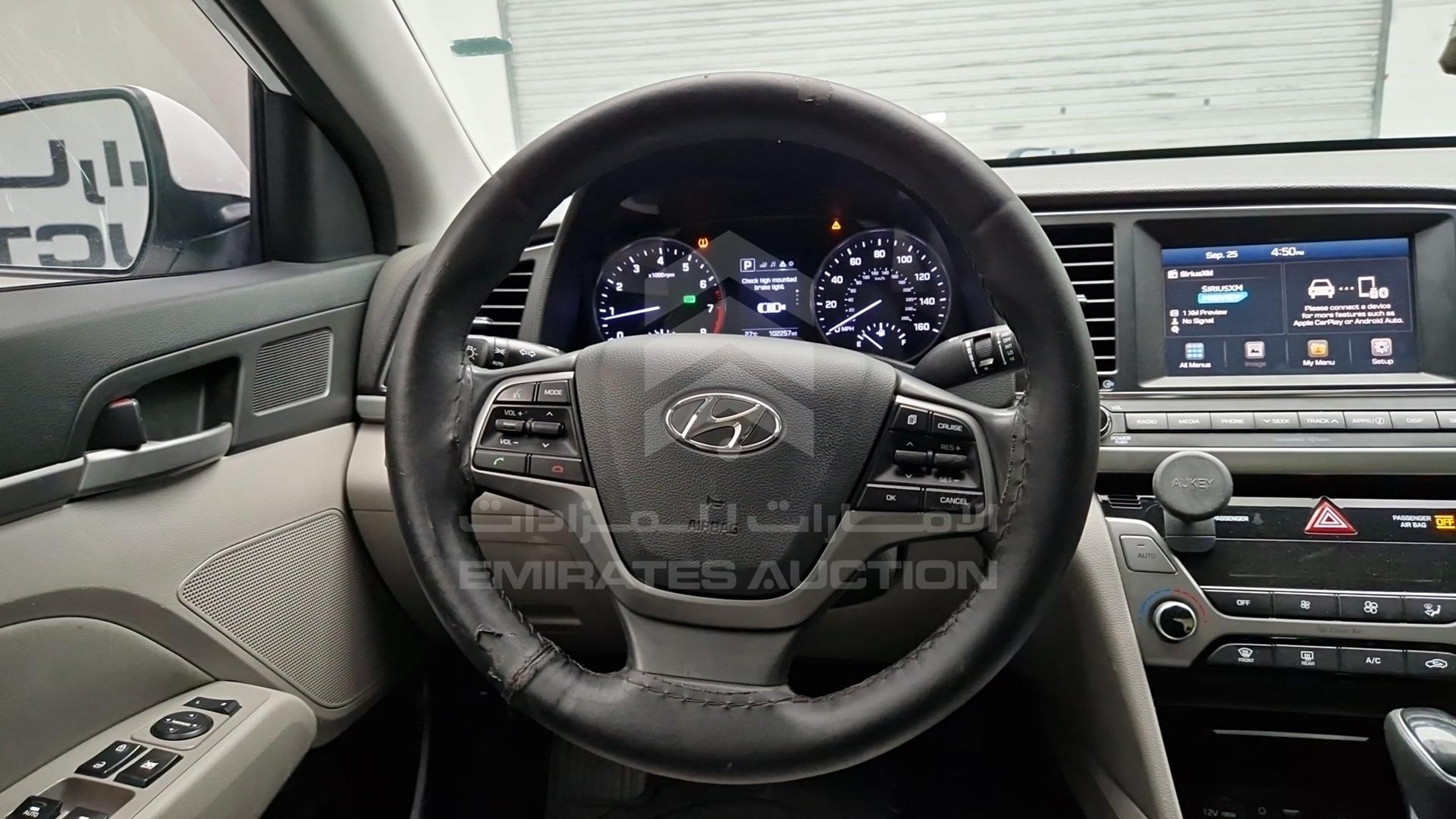 2017 HYUNDAI ELANTRA VIN: 5NPD84LF6HH058582