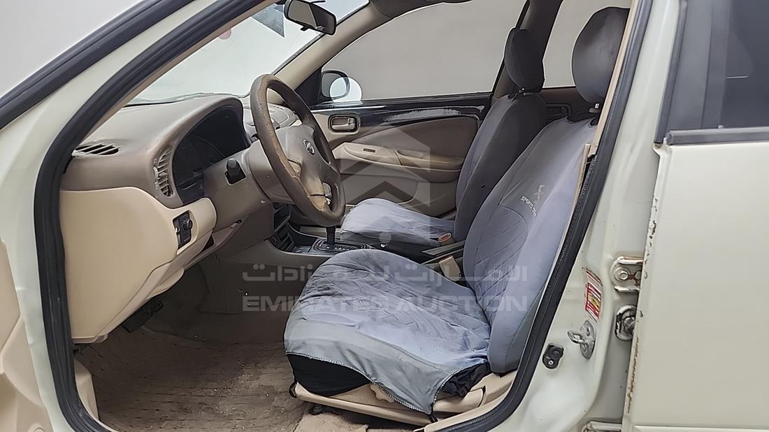 2004 Nissan Sunny — Front Left Driver Seat View — Photo 13